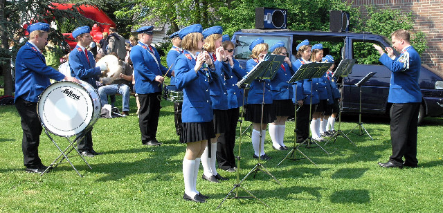 Maibaum09_06.jpg